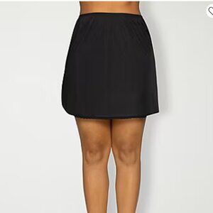Vanity Fair 18” Half Slip Black NWT